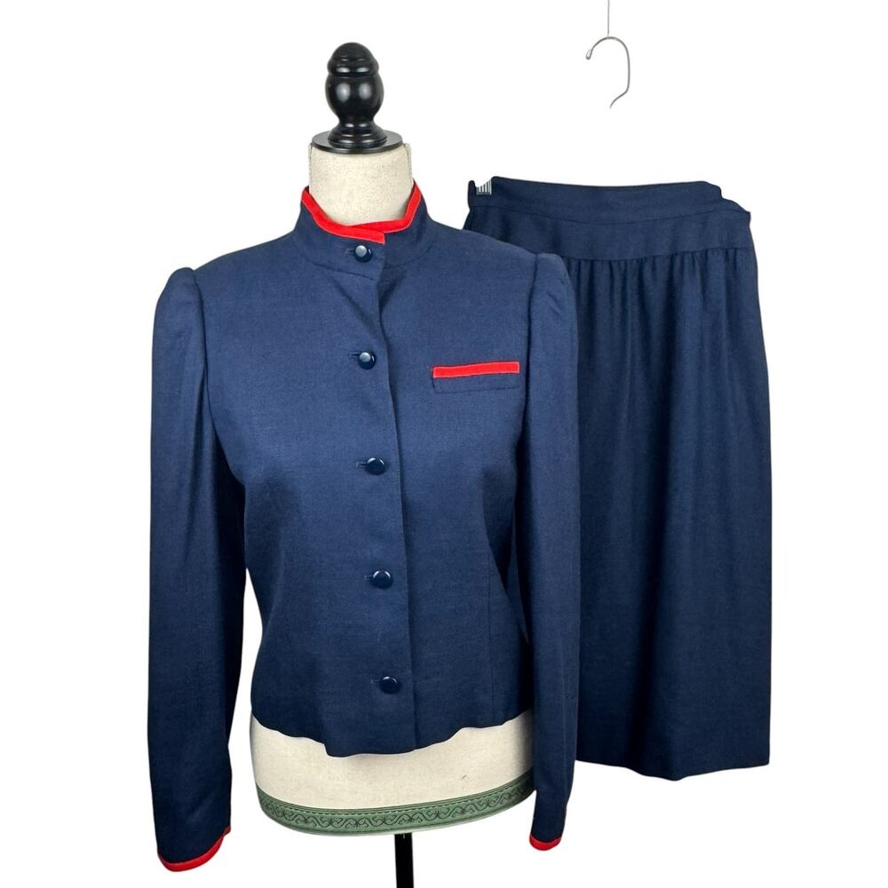 VTG Louis Feraud Navy Skirt Set